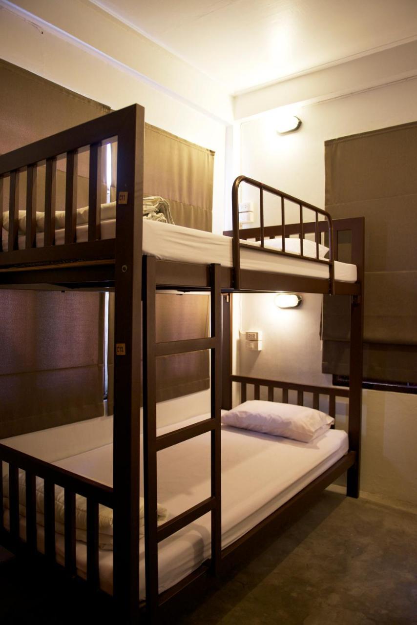Some Rest Hostel Bangkok Zewnętrze zdjęcie